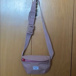 Herschel Fannypack